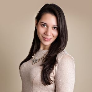 Meet your Posher, Valentina